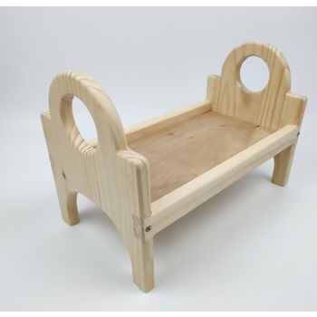 CAMA DE BONECA EM MADEIRA ESTILO MONTESSORI